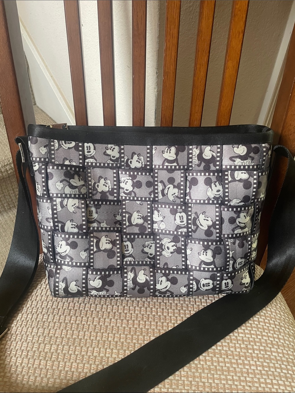Harveys Gray and Black Mickey Silverscreen Filmstrip Convertible Tote Messenger